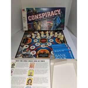 1982 Conspiracy Board Game A Spy Game of Bluffing & Betrayal Complete